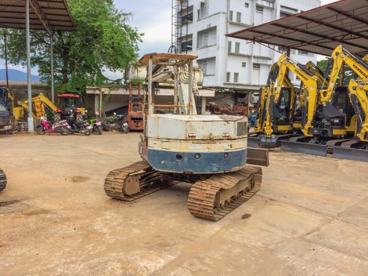 รถขุด KOMATSU รุ่น 50UU ขนาด 5 ตัน มือสอง
