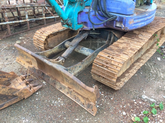 รถขุดเล็ก KOMATSU รุ่น PC40FR ขนาด 4 ตัน
