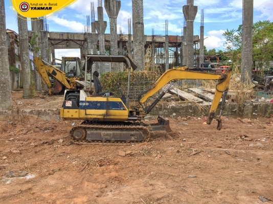 รถขุดเล็ก KOMATSU รุ่น PC30-1 ขนาด 3 ตัน