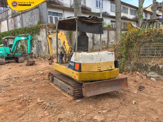 รถขุดเล็ก KOMATSU รุ่น PC30-1 ขนาด 3 ตัน
