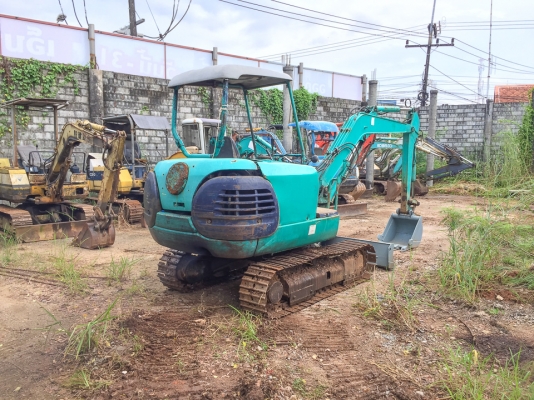 รถขุดเล็ก KOMATSU รุ่น PC35R-8 ขนาด 3.5 ตัน