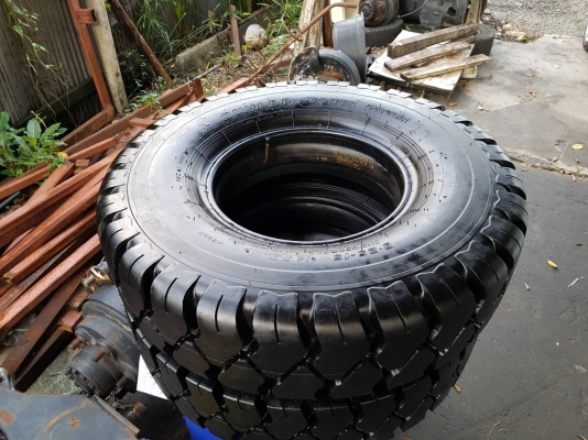 ขายยางลมรถยกโฟล์คลิฟท์ขนาด 825-15 ญี่ปุ่น