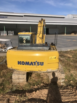 ขาย !!! KOMATSU. PC 200 รุ่น7.