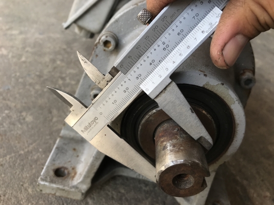 ขายมอเตอร์เกียร์ Cycro drive Sumitomo 1HP. 380V อัตราทด 1:29 made in Japan เพลาออกประมาณ 50รอบต่อนาที สภาพสวย หมุนนิ่ม พร้อมใช้งาน