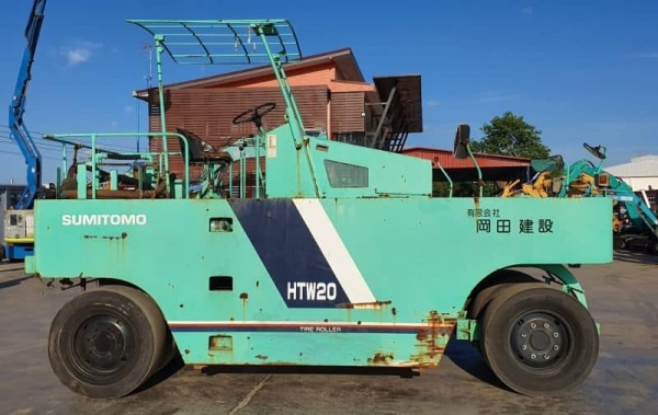 ขายด่วนลดกระหน่ำราคาพิเศษ455,000บาท.รถบด.ล้อยางซูมิโตโมรุ่นใหม่7ล้อยางขนาด9ตันหน้ายางหลังยางระบบทำงานดีเป็นรถนอกเพื่งนำเข้ามาใหม่จากญี่ปุ่นสีเดิมๆรถสวยสถาพดรยังไม่เคยใช้งานในไทยเลยเครื่องอีซูซูดีเซล6สูบ6BD1แรงประหยัดมีระบบปล่อยน้ำปล่อยน้ำมันได้ครบเอกสารอิ