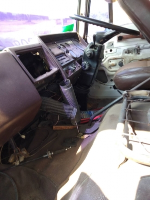 ขายหัวรถฮีโน่ ตามสภาพ  ราคา 28000 สนใจติดต่อคุณเอ 087-049-9962