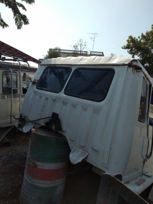 ขายหัวรถฮีโน่ ตามสภาพ  ราคา 28000 สนใจติดต่อคุณเอ 087-049-9962