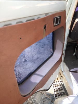 ขายหัวรถฮีโน่ ตามสภาพ  ราคา 28000 สนใจติดต่อคุณเอ 087-049-9962