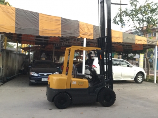 ขาย โฟรคลิฟท์ ที ซี เอ็ม ดีเซล หนัก 2.5 ตัน เสา 4 เมตร ขาย โฟรคลิฟท์ ที ซี เอ็ม ดีเซล หนัก 2.5 ตัน เสา 4 เมตร