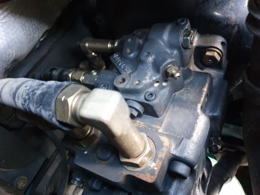 รถขุดโคมัตสุPC35MR-1 เก่าญี่น รถขุดโคมัตสุPC35MR-1 เก่าญี่น