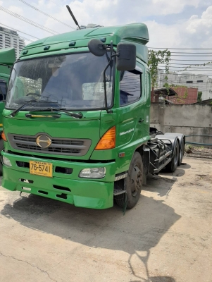 ขายหัวลาก HINO 260 สองเพลา รถปี 48 ( มี 2 หัว)