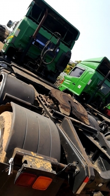 ขายหัวลาก HINO 260 สองเพลา รถปี 48 ( มี 2 หัว)