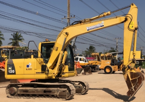 ขายรถขุด KOMATSU PC120-8 นำเข้าเองจากญี่ปุ่น สภาพสวยพร้อมใช้ มีVDOการทำงานครับ ขายรถขุด KOMATSU PC120-8 นำเข้าเองจากญี่ปุ่น สภาพสวยพร้อมใช้ มีVDOการทำงานครับ