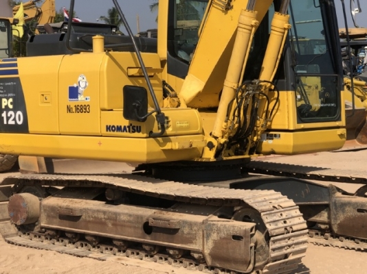 ขายรถขุด KOMATSU PC120-8 นำเข้าเองจากญี่ปุ่น สภาพสวยพร้อมใช้ มีVDOการทำงานครับ ขายรถขุด KOMATSU PC120-8 นำเข้าเองจากญี่ปุ่น สภาพสวยพร้อมใช้ มีVDOการทำงานครับ