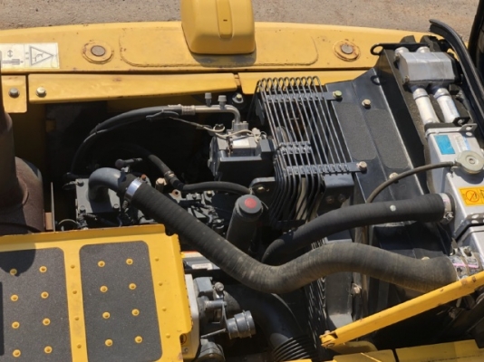 ขายรถขุด KOMATSU PC120-8 นำเข้าเองจากญี่ปุ่น สภาพสวยพร้อมใช้ มีVDOการทำงานครับ ขายรถขุด KOMATSU PC120-8 นำเข้าเองจากญี่ปุ่น สภาพสวยพร้อมใช้ มีVDOการทำงานครับ