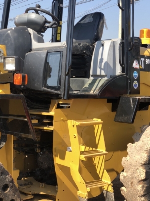 ขายรถตักล้อยาง CAT 910K ปี 2015 แขนยาวพิเศษ นำเข้าเองจากญี่ปุ่น สภาพสวยพร้อมใช้งาน มีVDOการทำงานครับ