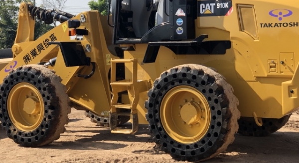 ขายรถตักล้อยาง CAT 910K ปี 2015 แขนยาวพิเศษ นำเข้าเองจากญี่ปุ่น สภาพสวยพร้อมใช้งาน มีVDOการทำงานครับ