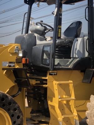 ขายรถตักล้อยาง CAT 910K ปี 2015 แขนยาวพิเศษ นำเข้าเองจากญี่ปุ่น สภาพสวยพร้อมใช้งาน มีVDOการทำงานครับ