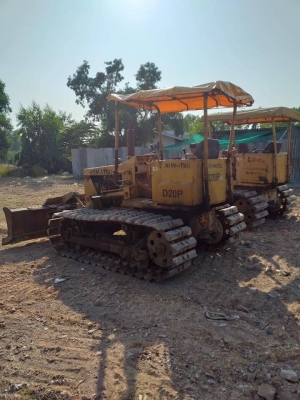 ขาย 175,000 แทรคเตอร์ KOMATSU D20P-5  ใบมีดสไลด์ 6 ทิศทาง มี 2 คัน  เอกสารแจ้งจำหน่าย รถพร้อมใช้ ช่วงล่างดี  รถอยู่ บางปะอิน 064-191-1112