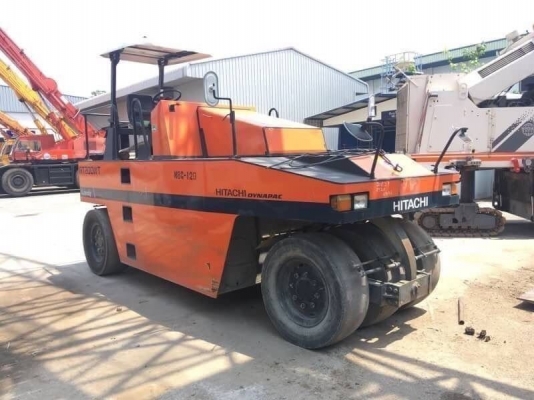 ราคาพิเศษส่งท้ายปี Dynapac RT200WT-C เกียร์ธรรมดา เก่าญี่ปุ่น สภาพดี