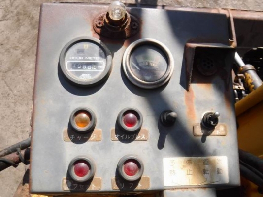 ขายรถขุดMitsubishi - MS070USR-8 ขนาดเทียบเท่ารถPC60 รถเดิมๆเก่านอกเลขชั่วโมงน้อย เครื่องยนต์มิตซูบิชิ4DQ5 จำนวน4สูบ ,คอนโทรลลูกหมาก, ปั๊มเฟือง 3 ตอน, แทรคเหล็ก,ใบมีดดัน รถเดิมๆเก่านอก, มีเอกสาร, ยังไม่เคยใช้งานในไทย