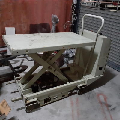 โต๊ะยกไฟฟ้า 600 กก