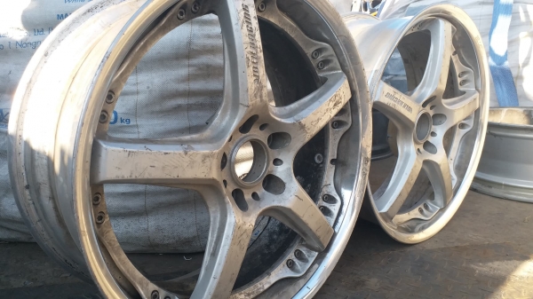 ขายล้อแท้ volk racing gts 19x8 หนึ่งคู่ ขายล้อแท้ volk racing gts 19x8 หนึ่งคู่