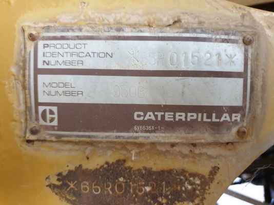 ขายรถตักล้อยาง CAT 950-B เอกสารเล่มทะเบียน ตู้เก๋ง ต่อแขนแล้ว ระบบเบรคใช้งานได้ เครื่อง ปั้ม แรง สีเดิม ยางพร้อมใช้ เกียร์ใช้ได้ครบ สนใจนัดลองรถได้ที่.081-3531946 ต่อ.บางนา