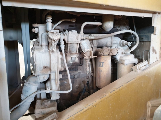 ขายรถตักล้อยาง CAT 950-B เอกสารเล่มทะเบียน ตู้เก๋ง ต่อแขนแล้ว ระบบเบรคใช้งานได้ เครื่อง ปั้ม แรง สีเดิม ยางพร้อมใช้ เกียร์ใช้ได้ครบ สนใจนัดลองรถได้ที่.081-3531946 ต่อ.บางนา