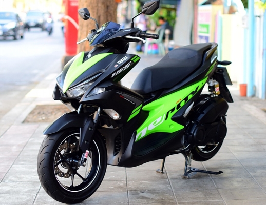 aerox ปี 2018 สีดำเขียว สีขายดี รถสวย เครื่องเดิม โช๊คแต่ง yss 47900