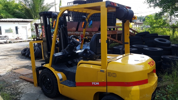 ขาย / ให้เช่า รถยกโฟล์คลิฟท์ TCM ขนาด 3 ตัน เสาสูง 4.35 เมตร เสาเข้าตู้ ติดตั้งอุปกรณ์พิเศษไซด์ชิฟ (รถญี่ปุ่น ) ขาย / ให้เช่า รถยกโฟล์คลิฟท์ TCM ขนาด 3 ตัน เสาสูง 4.35 เมตร เสาเข้าตู้ ติดตั้งอุปกรณ์พิเศษไซด์ชิฟ (รถญี่ปุ่น )
