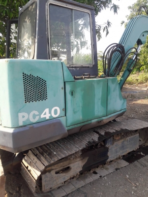 KOMATSU PC40-3 สภาพใช้งานได้