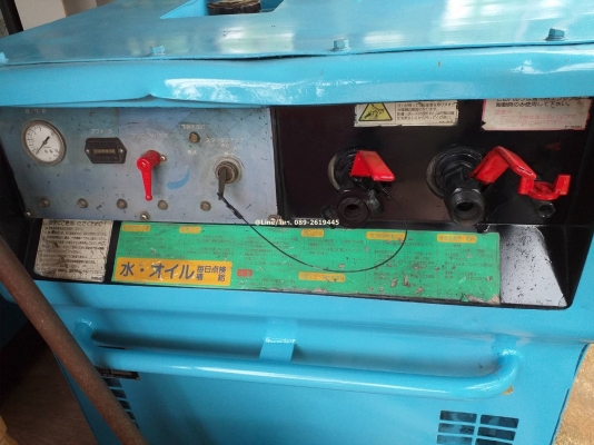 ขายเครื่องปั๊มลม DENYOรุ่น DPS-90SPB เครื่องยนต์ดีเซล สินค้าเดิมเก่านอก(ทำสีใหม่) ใส่หัวแย็กลมได้ประมาณ2หัว สามารถใช้แทนปั๊มลมภาคสนาม และเหมาะกับงานที่ใช้แรงลมอัด หรือใช้ในงานก่อสร้าง เช่น ใช้ต่อกับหัวเจาะคอนกรีต งานดันท่อ ต่อกับถังยิงทราย ฯลฯ ขายเครื่องปั๊มลม DENYOรุ่น DPS-90SPB เครื่องยนต์ดีเซล สินค้าเดิมเก่านอก(ทำสีใหม่) ใส่หัวแย็กลมได้ประมาณ2หัว สามารถใช้แทนปั๊มลมภาคสนาม และเหมาะกับงานที่ใช้แรงลมอัด หรือใช้ในงานก่อสร้าง เช่น ใช้ต่อกับหัวเจาะคอนกรีต งานดันท่อ ต่อกับถังยิงทราย ฯลฯ