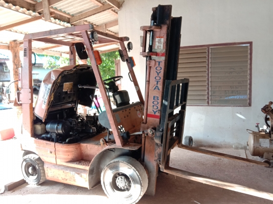 ขายฟอล์คลิฟโตโยต้า1.5ตัน