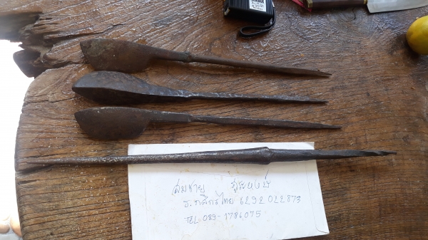 ขายแท่งเหล็กบัดกรีโบราณงานเก่าเหล็กดีสนใจ089-1786075