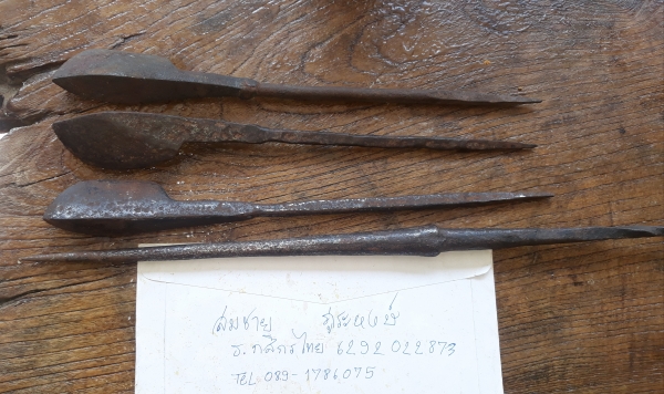 ขายแท่งเหล็กบัดกรีโบราณงานเก่าเหล็กดีสนใจ089-1786075