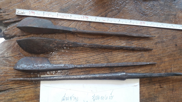 ขายแท่งเหล็กบัดกรีโบราณงานเก่าเหล็กดีสนใจ089-1786075