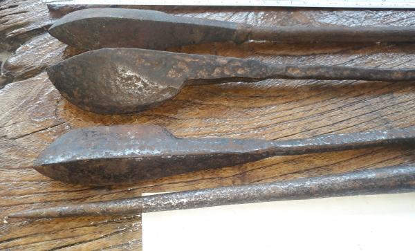 ขายแท่งเหล็กบัดกรีโบราณงานเก่าเหล็กดีสนใจ089-1786075