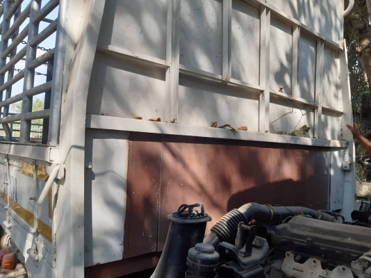 รถบรรทุก ISUZU NPR 130 แรง ติดก๊าซ ปี 57 (รถห้าง)