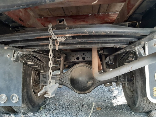 รถบรรทุก ISUZU NPR 130 แรง ติดก๊าซ ปี 57 (รถห้าง)
