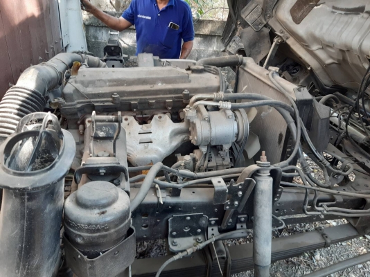 รถบรรทุก ISUZU NPR 130 แรง ติดก๊าซ ปี 57 (รถห้าง)