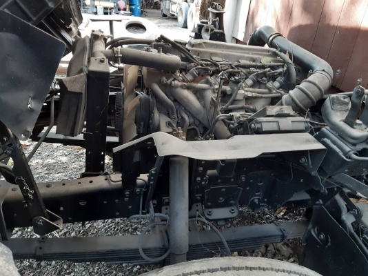 รถบรรทุก ISUZU NPR 130 แรง ติดก๊าซ ปี 57 (รถห้าง)