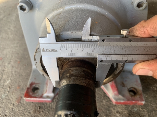 ขายมอเตอร์เกียร์ Cycro drive Sumitomo 2HP.380V อัตราทด 1:43 เพลาออกประมาณ 33รอบต่อนาที สภาพสวย หมุนนิ่ม พร้อมใช้งาน มี 2ตัวครับ ราคาตัวละ 6,800 บาท