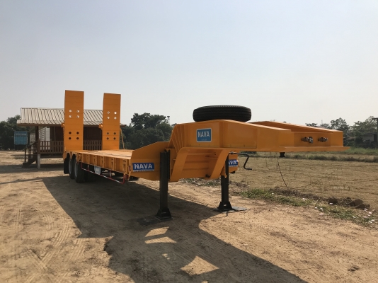 ขายหางเทรลเลอร์โลเบตของใหม่ สองเพลา พื้นที่บรรทุก 9.20 เมตร กว้าง 2.55 เมตร ยาว 12.50 เมตร สวยพร้อมใช้งาน  สนใจติดต่อเรา ดำสุโขทัย โทร 089-7087998,081-7855503 หรือเยี่ยมชมเว็บไซต์ได้ที่ www.dum-sukhothai.com เรายินดีต้อนรับและให้บริการค่ะ ราคา 650000 บาทค