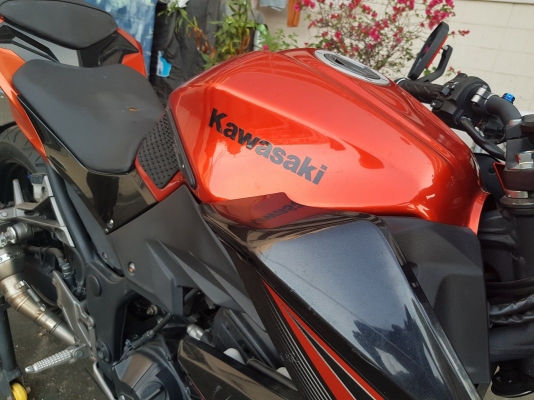 ขายKawasaki Z250ปี 2015รถมือเดียววิ่งน้อยไมล์เก้าพัโล ไม่มีกรอไมล์ พร้อมใช้งาน อยู่ห้วยขวาง ขาย82,000