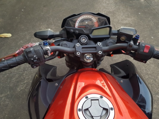 ขายKawasaki Z250ปี 2015รถมือเดียววิ่งน้อยไมล์เก้าพัโล ไม่มีกรอไมล์ พร้อมใช้งาน อยู่ห้วยขวาง ขาย82,000