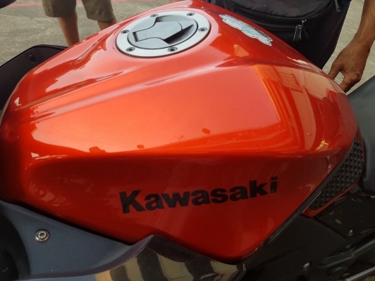ขายKawasaki Z250ปี 2015รถมือเดียววิ่งน้อยไมล์เก้าพัโล ไม่มีกรอไมล์ พร้อมใช้งาน อยู่ห้วยขวาง ขาย82,000