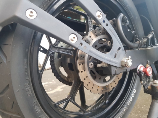 ขายKawasaki Z250ปี 2015รถมือเดียววิ่งน้อยไมล์เก้าพัโล ไม่มีกรอไมล์ พร้อมใช้งาน อยู่ห้วยขวาง ขาย82,000