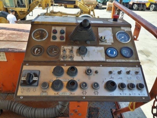 รถปูยาง VOGELE : S1600