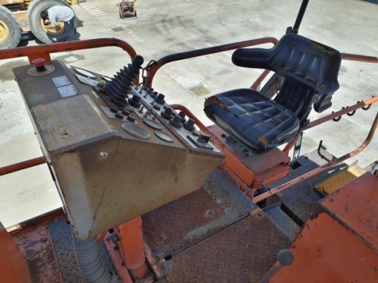 รถปูยาง VOGELE : S1600